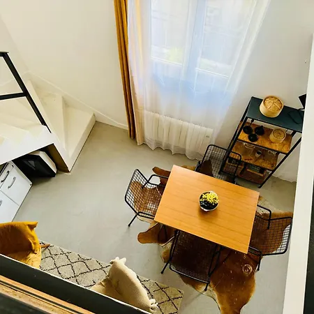 Duplex Centre *